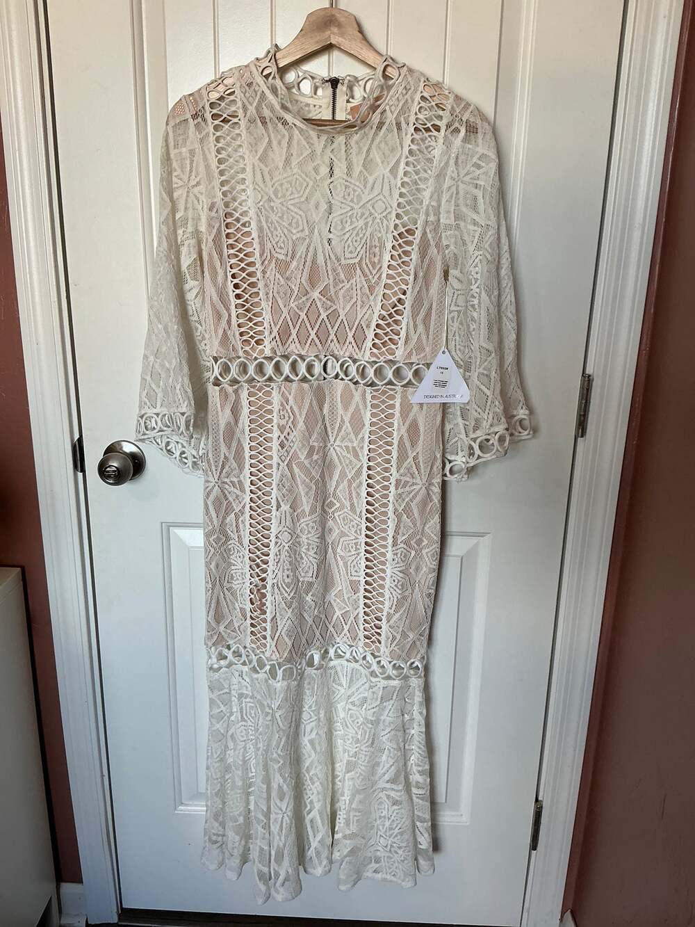 NWT Love Triangle High Neck Midaxi Lace Fishtail Dress W12 Cream/Ivory